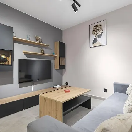 Golden-apartment Appartamento *