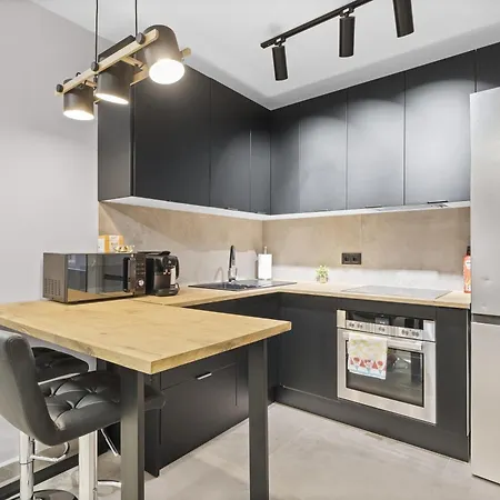 Golden-apartment *